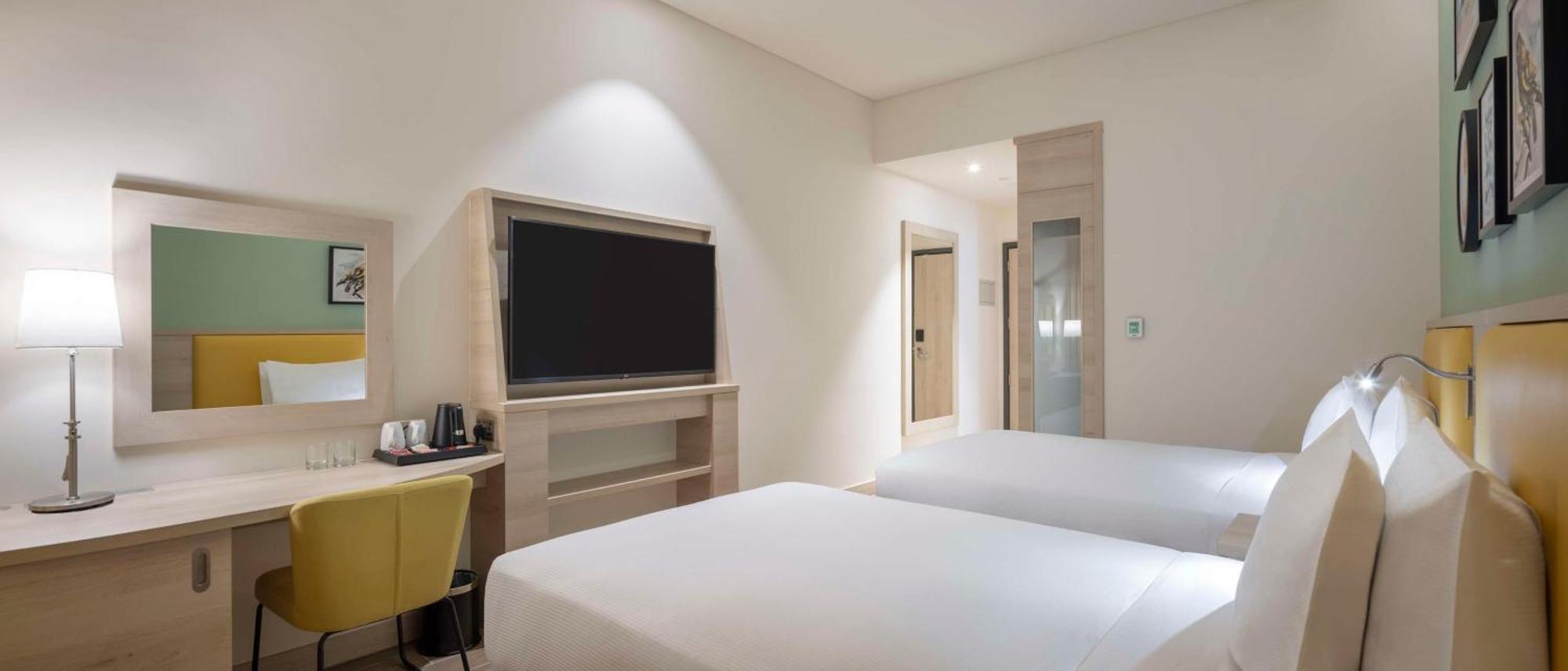 Отель Hampton By Hilton Doha Old Town Экстерьер фото