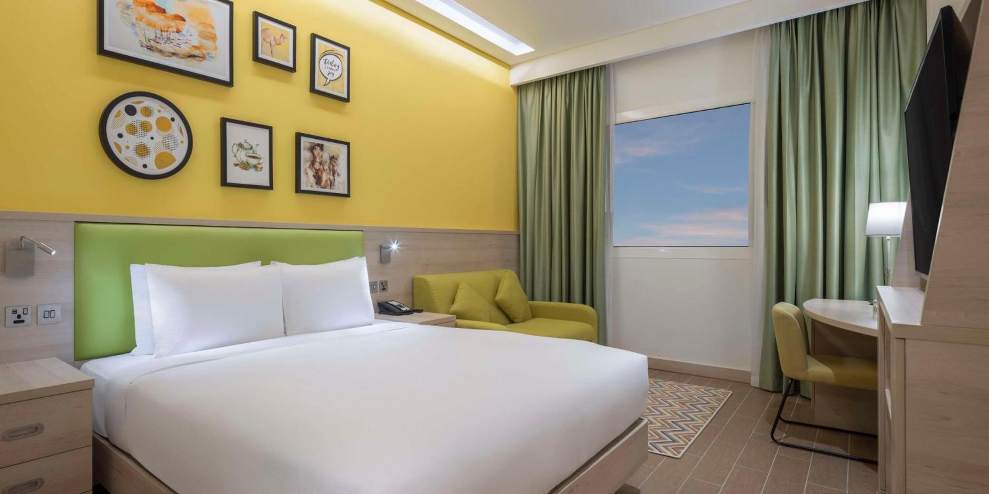 Отель Hampton By Hilton Doha Old Town Экстерьер фото